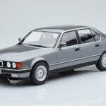 BMW 7 Series E32 740i Strieborný MCG 1:18 MCG18161 Kov