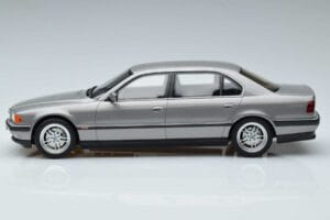 BMW 7 Series E38 750iL Otto 1:18 OT952 Živica – obrázok 3 z 6