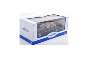 BMW 750i E32 Čierny MCG 1:18 MCG18162 Kov – obrázok 3 z 3
