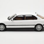 BMW 750iL E38 Asia Exclusive Biely Otto 1:18 OT836 - image 3 of 6