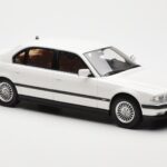 BMW 750iL E38 Asia Exclusive Biely Otto 1:18 OT836 - image 4 of 6
