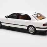 BMW 750iL E38 Asia Exclusive Biely Otto 1:18 OT836 - image 5 of 6
