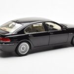 BMW 760Li E66 Čierny Kyosho 1:18 - image 3 of 9