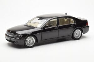 BMW 760Li E66 Čierny Kyosho 1:18 08572BK