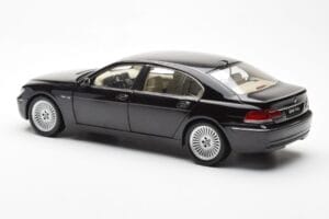 BMW 760Li E66 Čierny Kyosho 1:18 08572BK Kov – obrázok 7 z 9