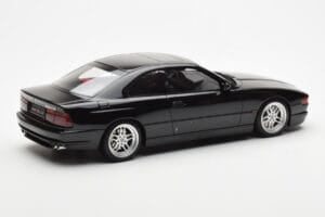 BMW 850 CSi E31 Čierny Otto 1:18 OT827 Živica – obrázok 2 z 6