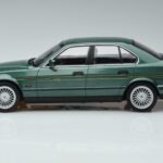 BMW Alpina B10 4.6 E34 Zelený MCG 1:18 MCG18229 Kov - image 3 of 6