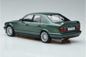 BMW Alpina B10 4.6 E34 Zelený MCG 1:18 MCG18229 Kov – obrázok 5 z 6