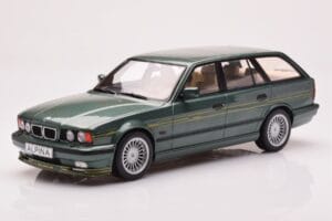 BMW Alpina B10 E34 Touring Tmavo Zelený MCG 1:18 MCG18331