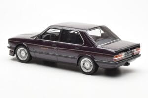 BMW Alpina B7 E24 Turbo Wine Červený Metallic Otto 1:18 OT152 Živica – obrázok 5 z 6