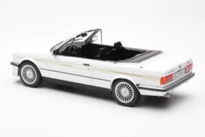 BMW Alpina C2 2.7 E30 Kabriolet Biely MCG 1:18 MCG18383 Kov – obrázok 5 z 6