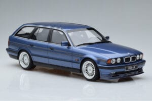 BMW Alpina B10 E34 4.0 Touring Modrý Otto 1:18 OT944 Živica – obrázok 4 z 6