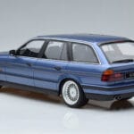 BMW Alpina B10 E34 4.0 Touring Modrý Otto 1:18 OT944 Živica - image 5 of 6