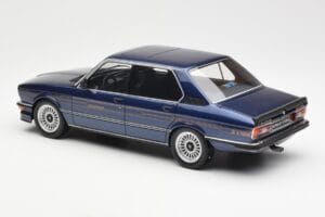 BMW Alpina B7S E12 Turbo Dark Sapphire Modrá Metalická Otto 1:18 OT640 Živica – obrázok 5 z 6