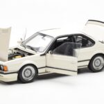 BMW M635 CSi E24 Biely Dealer Edition AUTOart 1:18 - image 2 of 8