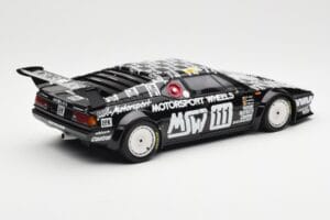 BMW M1 #111 Team MK Motorsport J-L. Witmeur / Krankenberg / Libert 24 Hours of Le Mans 1986 Minichamps 1:18 180862911 Kov – obrázok 3 z 8