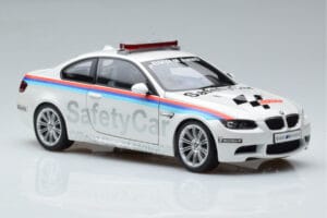 BMW M3 E92 MotoGP Safety Car 2008 Kyosho 1:18 08736GP Kov – obrázok 5 z 7