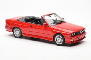 BMW M3 E30 Kabriolet Červený Otto 1:18 OT077 Živica – obrázok 4 z 6