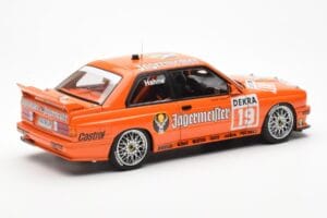 BMW M3 E30 #19 A. Hahne Jägermeister DTM 1992 AUTOart 1:18 89248 Kov – obrázok 3 z 8