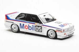 BMW M3 E30 #5 P. Brock Mobil ATCC 1988 AUTOart 1:18 88845 Kov – obrázok 6 z 8