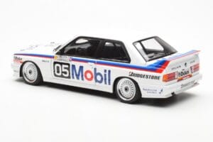 BMW M3 E30 #5 P. Brock Mobil ATCC 1988 AUTOart 1:18 88845 Kov – obrázok 7 z 8