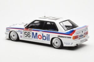 BMW M3 E30 #56 P. Brock / J. Richards Mobil Bathurst 1000 1988 AUTOart 1:18 88847 Kov – obrázok 7 z 9