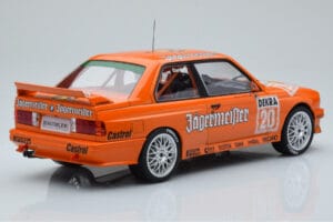 BMW M3 E30 Jagermeister #20 W. Gardner DTM Nurburgring 1992 IXO 1:18 18RMC082B Kov – obrázok 2 z 6