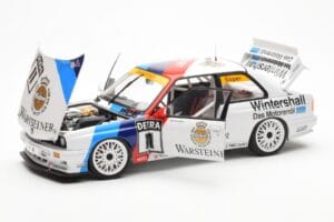 BMW M3 E30 #11 S. Soper Warsteiner DTM 1991 AUTOart 1:18 89146 Kov – obrázok 2 z 8