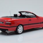 BMW M3 E36 Kabriolet Červený Otto 1:18 - image 2 of 6