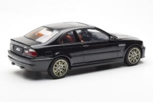 BMW M3 E46 Čierny AUTOart 1:18 70541 Kov – obrázok 3 z 8