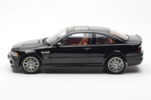 BMW M3 E46 Čierny AUTOart 1:18 70541 Kov – obrázok 4 z 8