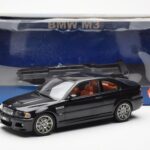 BMW M3 E46 Čierny AUTOart 1:18 - image 8 of 8