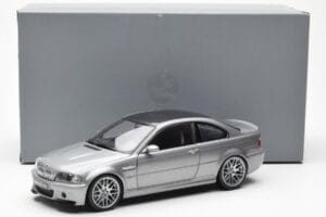 BMW M3 E46 CSL Šedý Kyosho 1:18 80430302734 Kov – obrázok 8 z 8