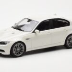 BMW M3 E90 Sedan Biely GT Spirit 1:18