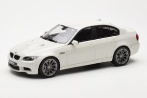BMW M3 E90 Sedan Biely GT Spirit 1:18 GT053