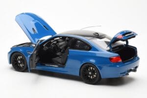 BMW M3 E92 Laguna Seca Blue Kyosho 1:18 08734LBL Kov – obrázok 5 z 8