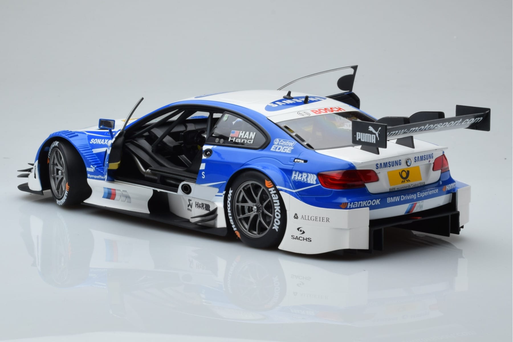 BMW M3 #2 BMW Team RMG A.J. Hand DTM 2012 Minichamps 1:18 100122202 Kov – obrázok 7 z 8