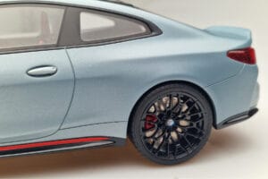 BMW M4 CSL G82 Šedý GT Spirit 1:18 GT427 Živica – obrázok 7 z 8