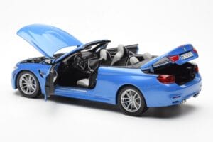 BMW M4 F83 Kabriolet Yas Marina Modrý Paragon 1:18 80432339612 Kov – obrázok 5 z 8