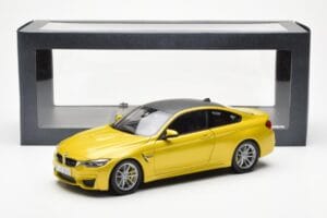 BMW M4 F82 Austin Žltý Metallic Paragon 1:18 80432339606 Kov – obrázok 8 z 8