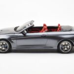 BMW M4 F83 Kabriolet Šedý GT Spirit 1:18 - image 3 of 6
