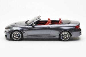 BMW M4 F83 Kabriolet Šedý GT Spirit 1:18 GT081 Živica – obrázok 3 z 6