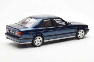 BMW M5 E34 Modrý Metallic Otto 1:18 OT576 Živica – obrázok 2 z 6