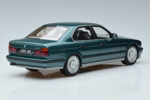 BMW M5 E34 Cecotto Edition Zelený Otto 1:18 OT968 Živica – obrázok 2 z 6