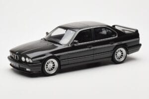 BMW M5 E34 Hartge H5 V12 Diamond Čierny Metallic Otto 1:18 OT362