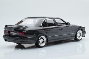 BMW M5 E34 Hartge Čierny Otto 1:18 OT362B Živica – obrázok 5 z 6