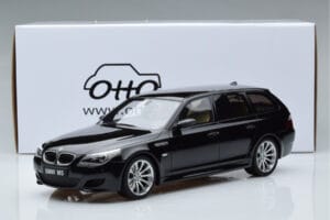 BMW M5 E61 Touring Čierny Otto 1:18 OT1020 Živica – obrázok 6 z 6