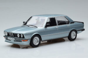 BMW M535i E12 Modrá Norev 1:18