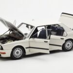 BMW M535i E28 Alpine Biely AUTOart 1:18 - image 2 of 10