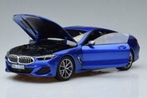 BMW M850i G15 Modrý Metalíza Norev 1:18 183286 Kov – obrázok 2 z 7